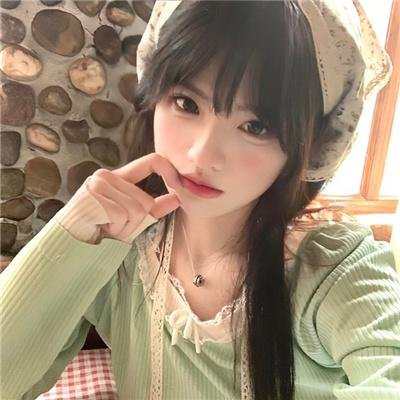 邪恶的蕾丝莉